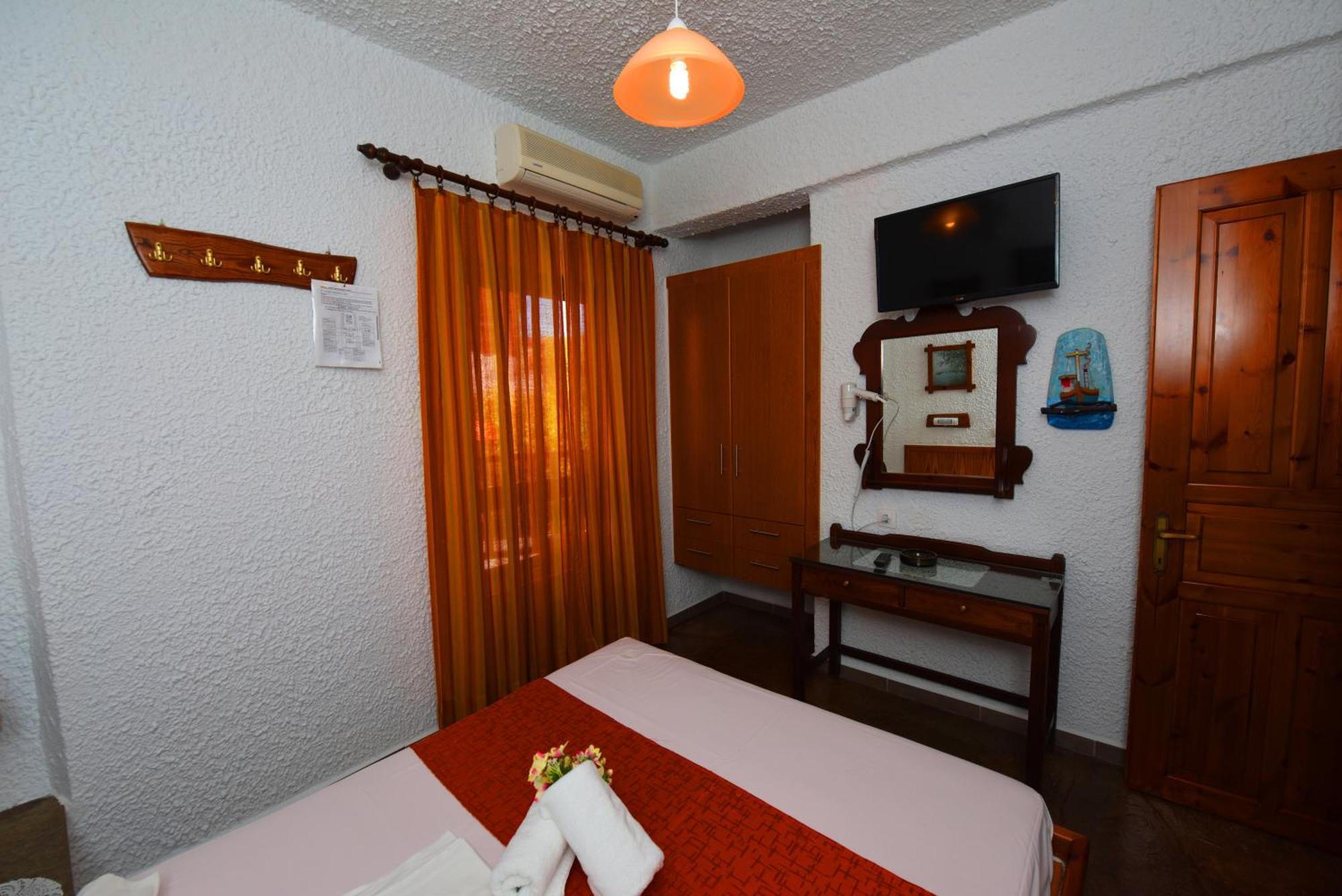 Haus Niko Apartments And Suites Nea Poteidaia Phòng bức ảnh
