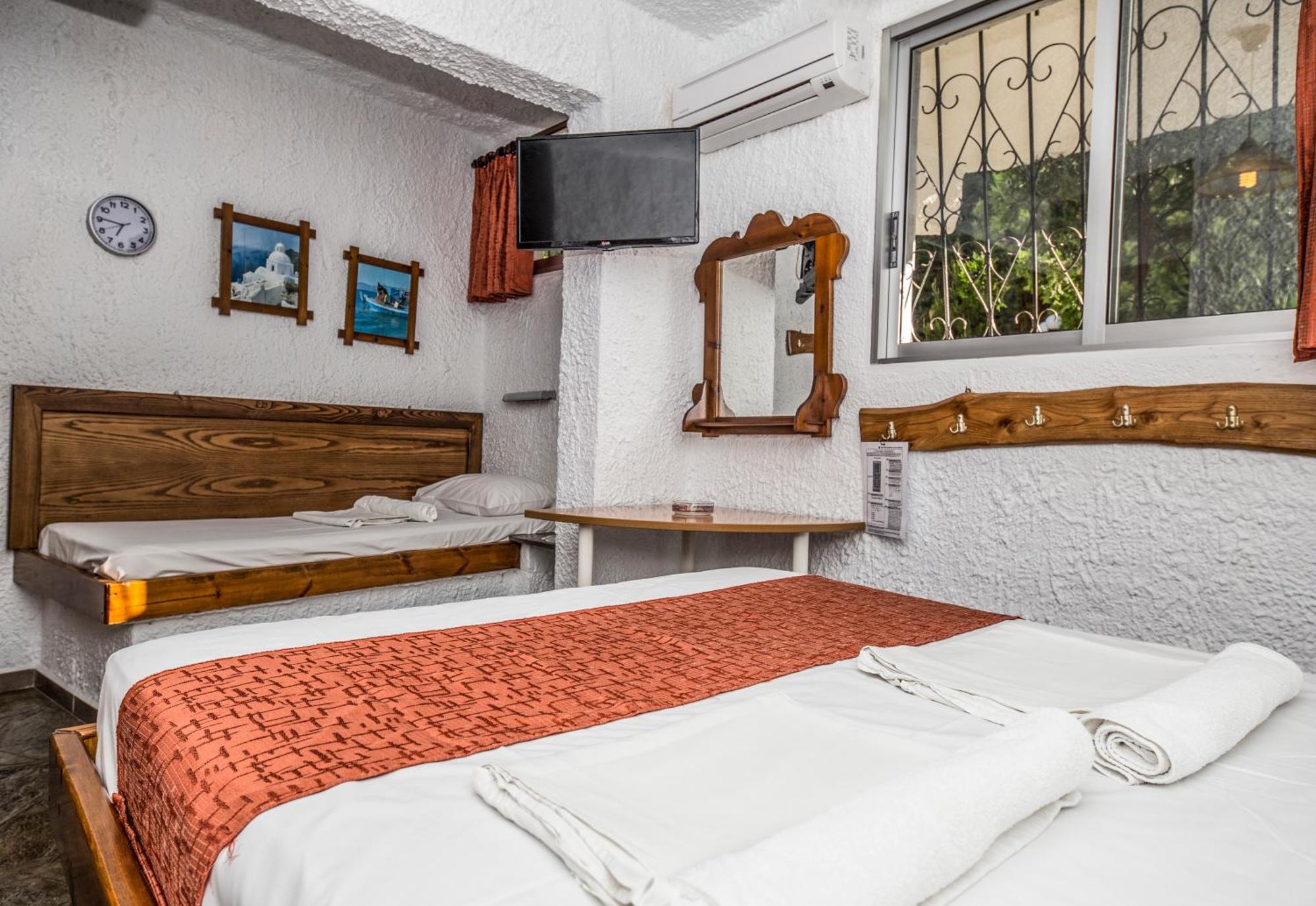 Haus Niko Apartments And Suites Nea Poteidaia Phòng bức ảnh