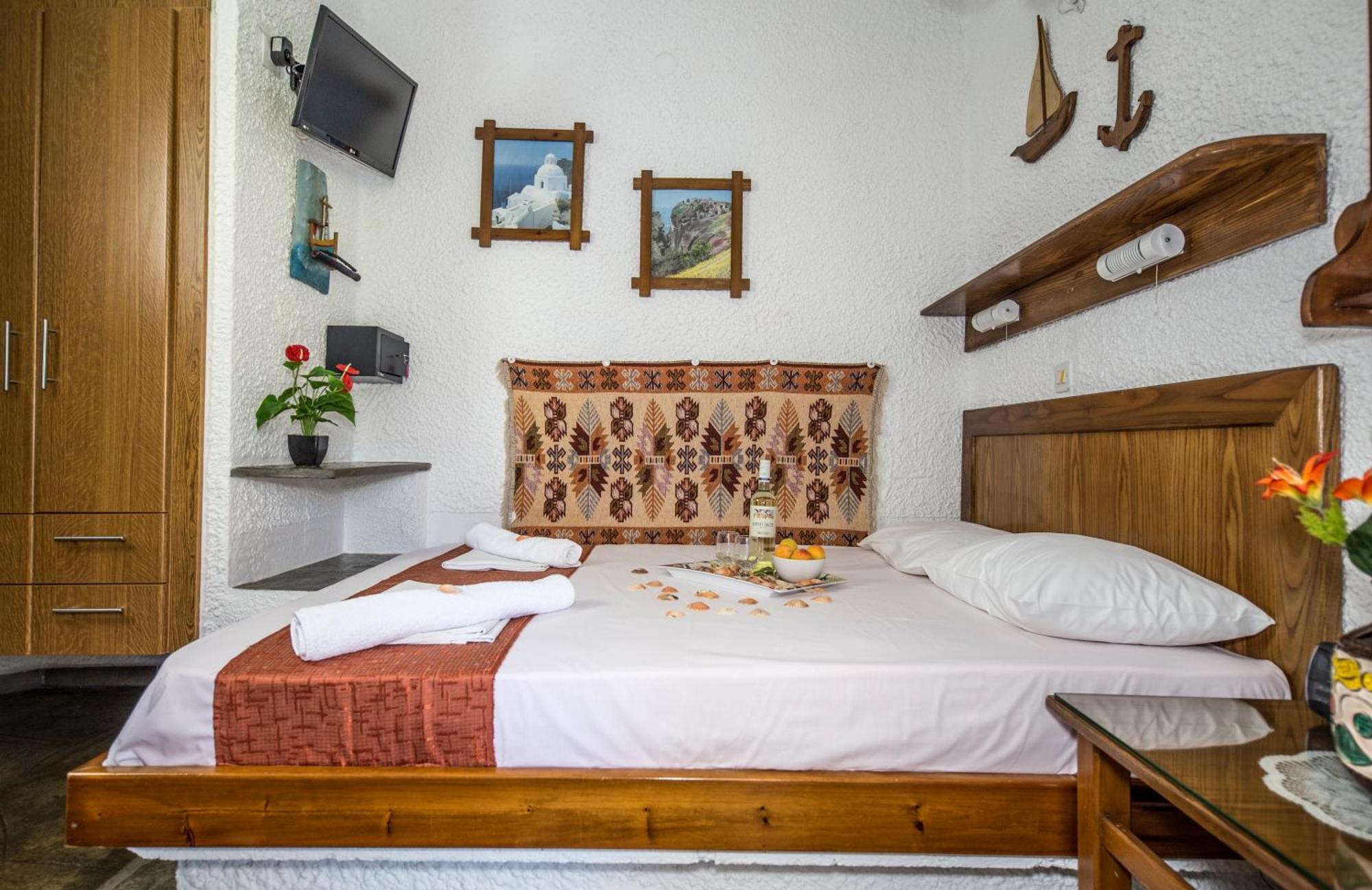 Haus Niko Apartments And Suites Nea Poteidaia Phòng bức ảnh